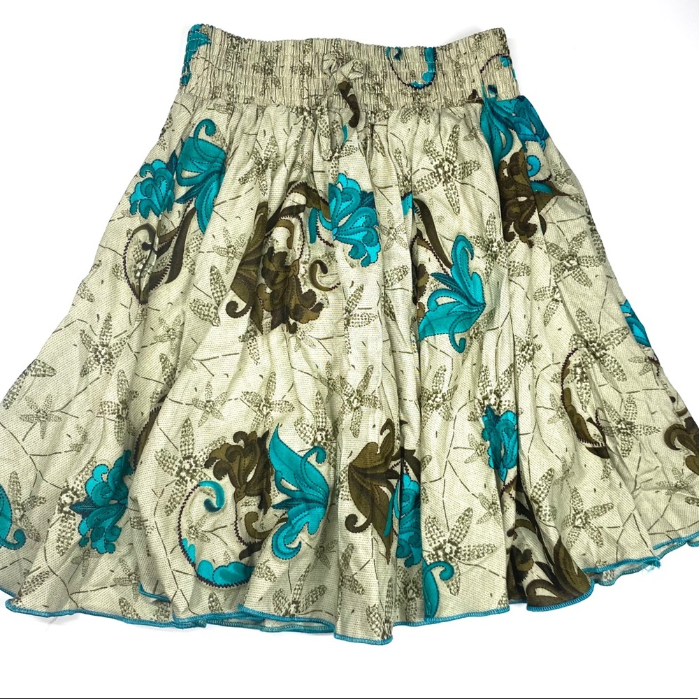 Unique color combination skirt. Flowy & light.